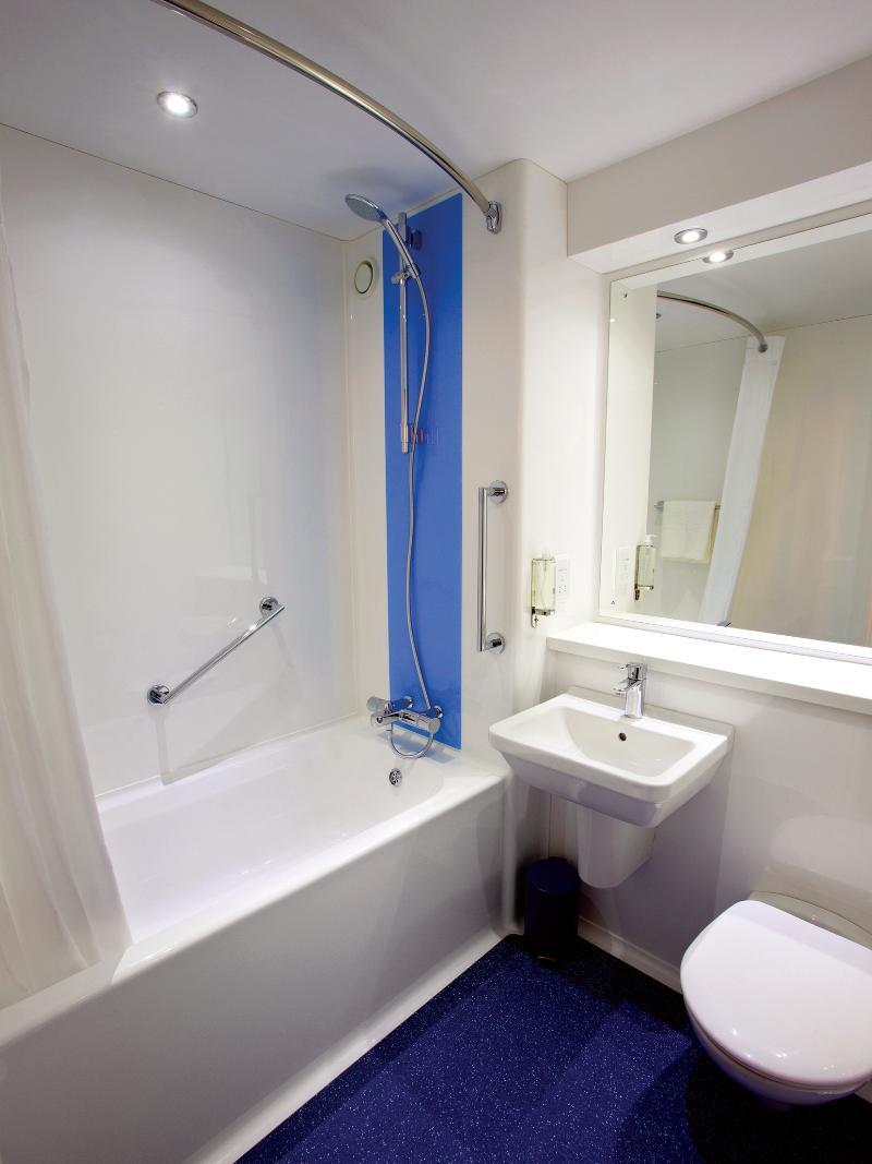 Travelodge London Richmond Central Exteriér fotografie
